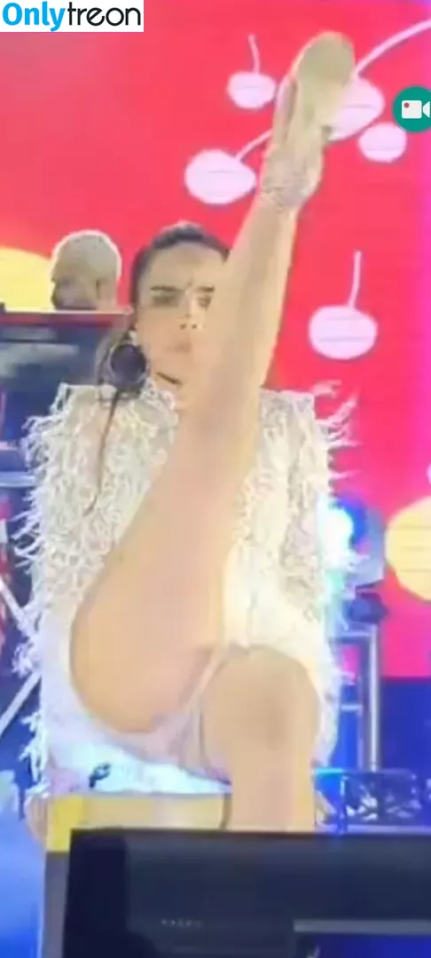 Wanessa Camargo nude photo #0006 (wanessa)