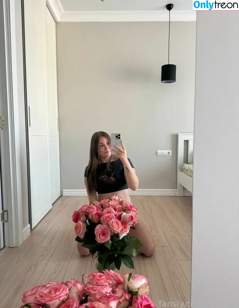 WebGirl голая photo #0810 (webgirlmorgan)