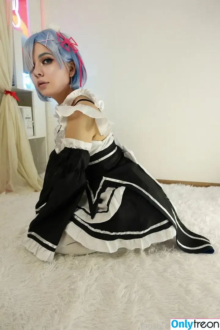 Webkitty nude photo #0010 (Emy / nextdoornurs3 / webkitty59)