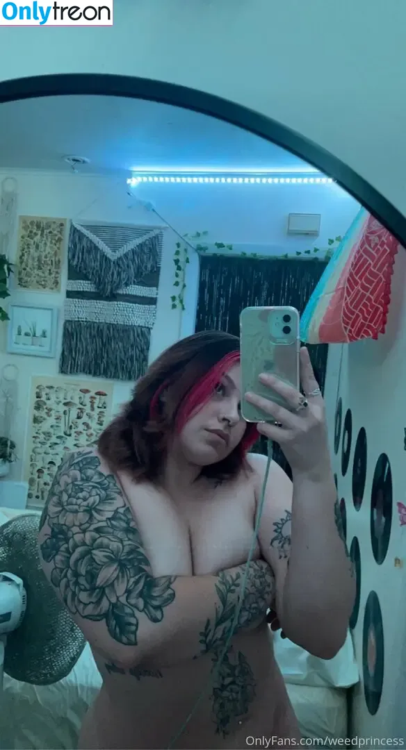 weedprincess nude photo #0057 (_.weedprincess._)
