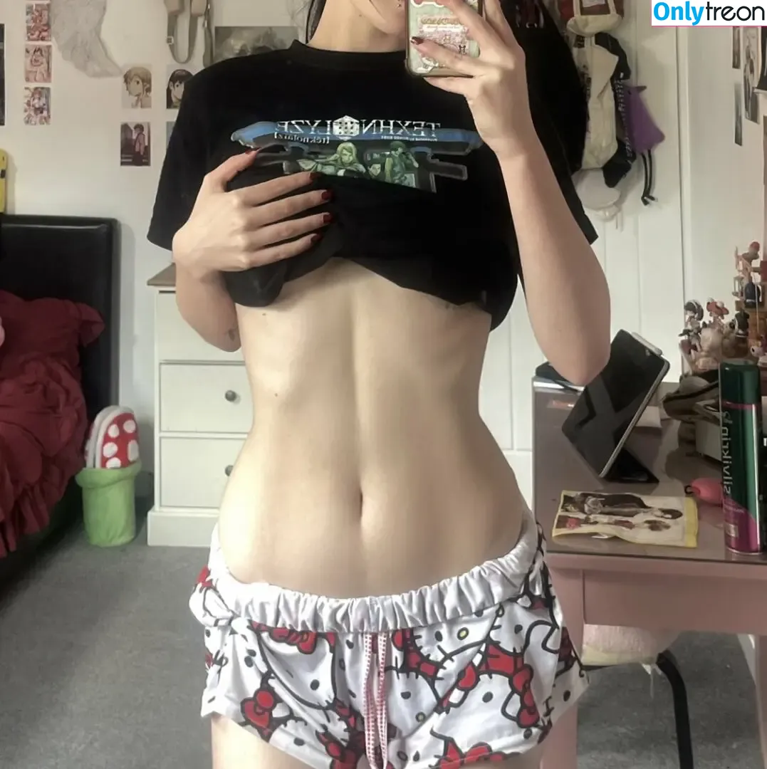 weepysheepys nude photo #0010 (weepysheepys)