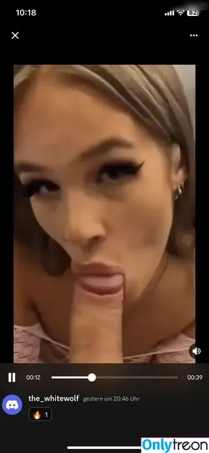  nude photo #0001