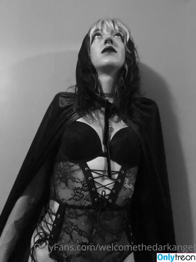 welcomethedarkangel голая photo #0010 (welcomethedarkangel)