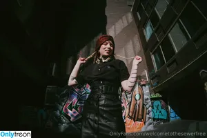 welcometothesewerfree / touchedbyheartlyss фото голая #0197