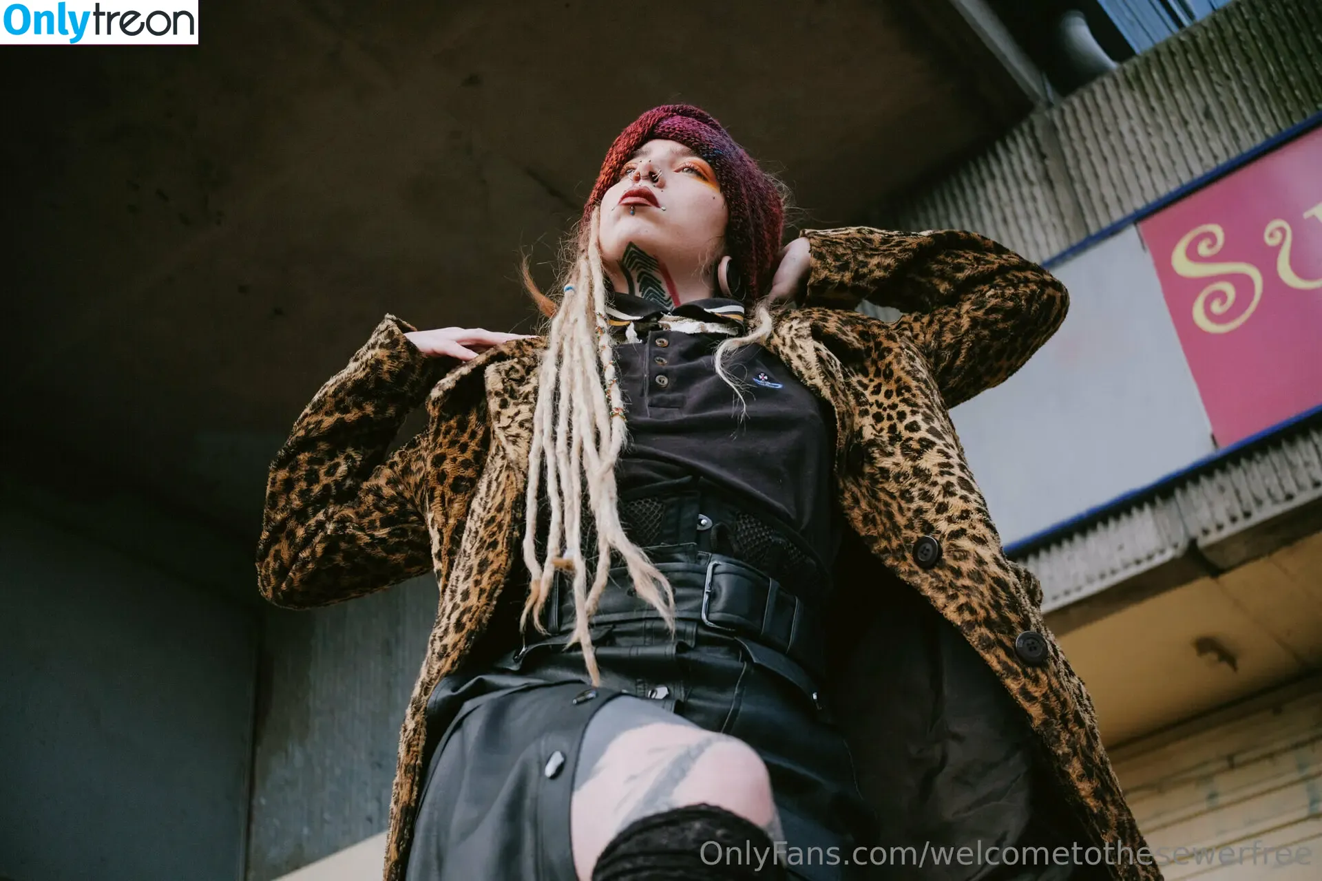 welcometothesewerfree голая photo #0207 (touchedbyheartlyss)