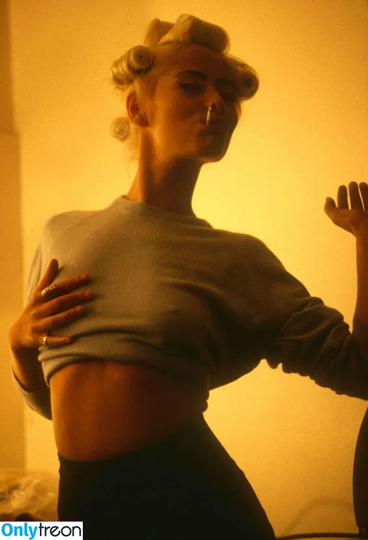 Wendy James голая photo #0007 (thewendyjames)