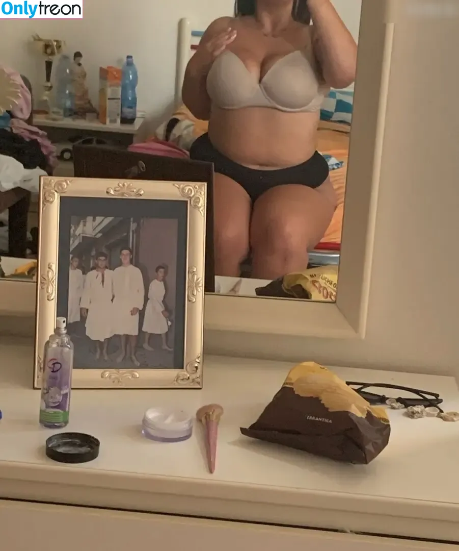 Wer ist das ? nude photo #0259 (mariamarquez495 / mel_ma0211)