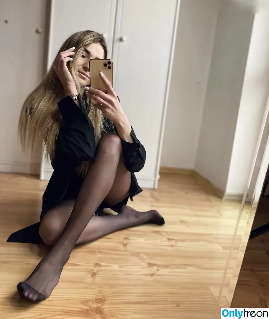 Weronika Wos nude photo #0004 (Weronika Wos)