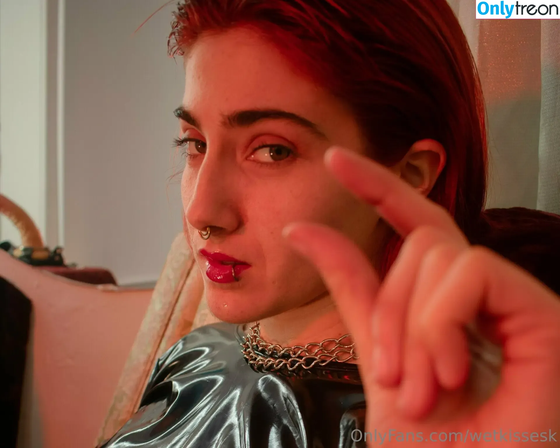 wetkissesk nude photo #0035 (wetkiss_official)