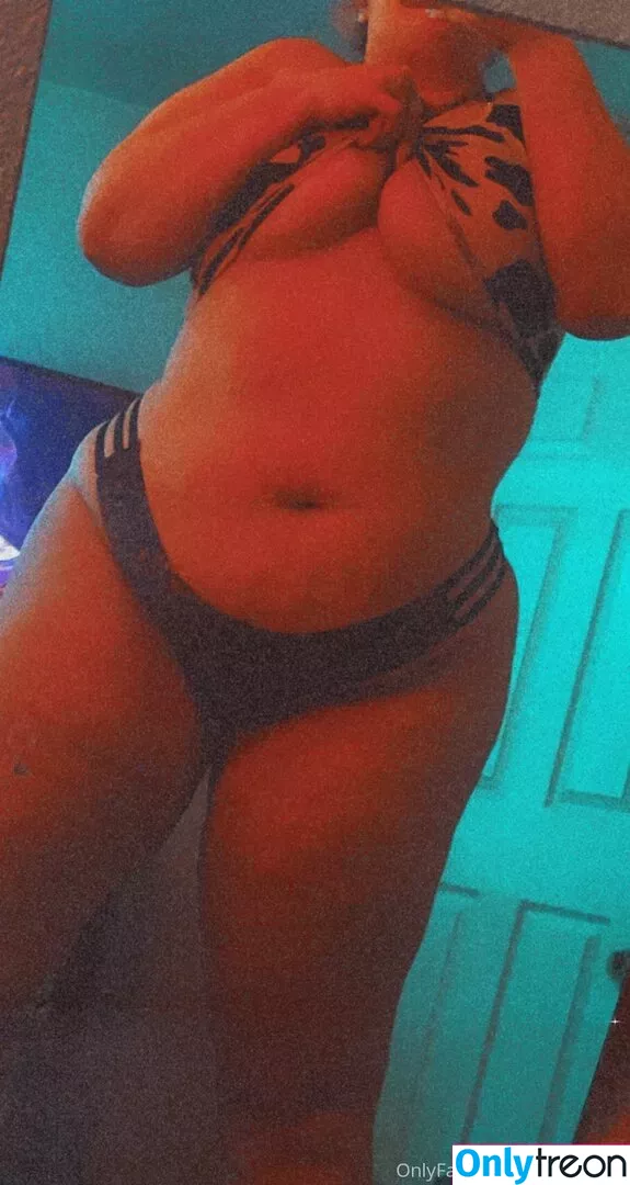 wetlittlesub голая photo #0023 (wetlittlesub)