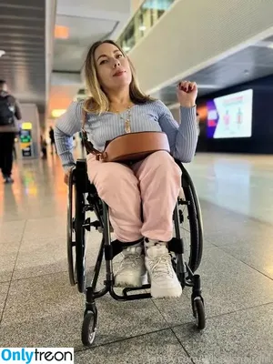 Wheelchairgirl фото голая #0160