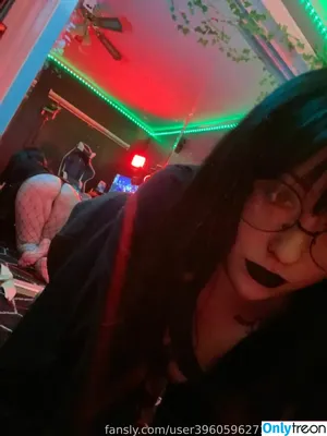 WhisperingPizza ASMR / LunaEclipseASMR / iwhispertopizza nude photo #0028