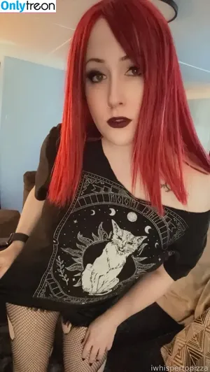 WhisperingPizza ASMR / LunaEclipseASMR / iwhispertopizza nude photo #0053