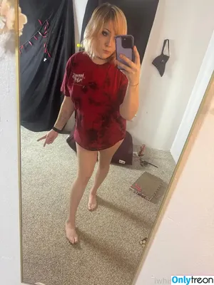 WhisperingPizza ASMR / LunaEclipseASMR / iwhispertopizza nude photo #0097
