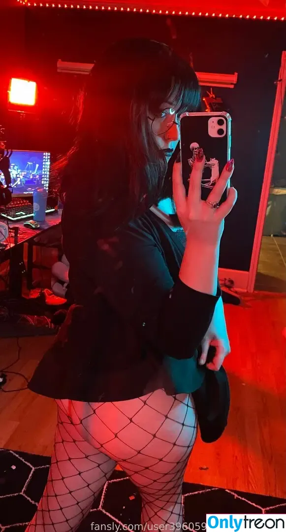 WhisperingPizza ASMR nude photo #0022 (LunaEclipseASMR / iwhispertopizza)