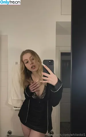  nude photo #0001