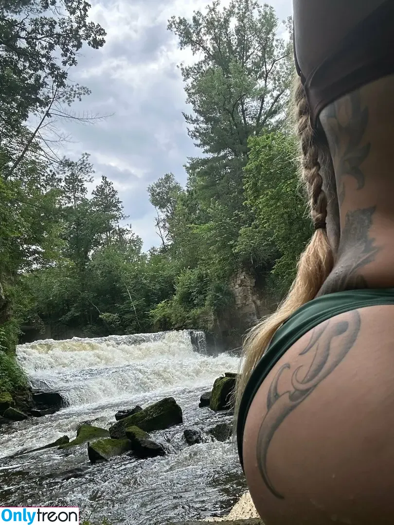 whoopsiidaisy nude photo #0001 (whoopsiidaisy)