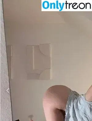  nude photo #0003