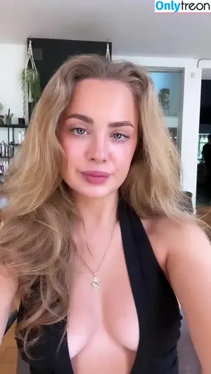 Wiktoria Gasiewska / wiktoria_gasiewska фото голая #0381