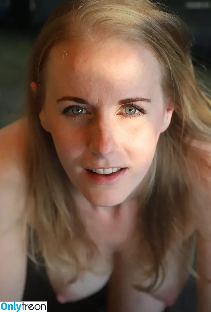 WildesKitten nude photo #0132 (wildestkitten)