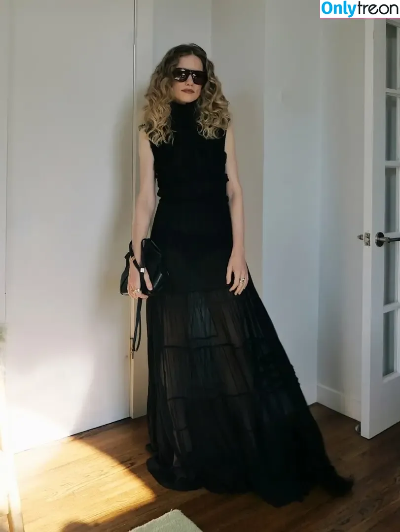 Willa Fitzgerald голая photo #0226 (willafitz)