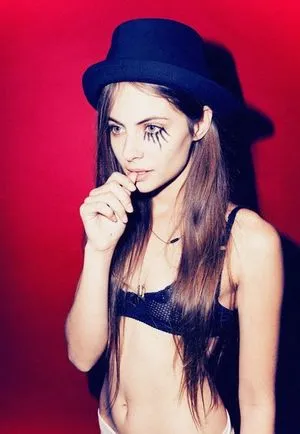 Willa Holland / willaholland nude photo #0038