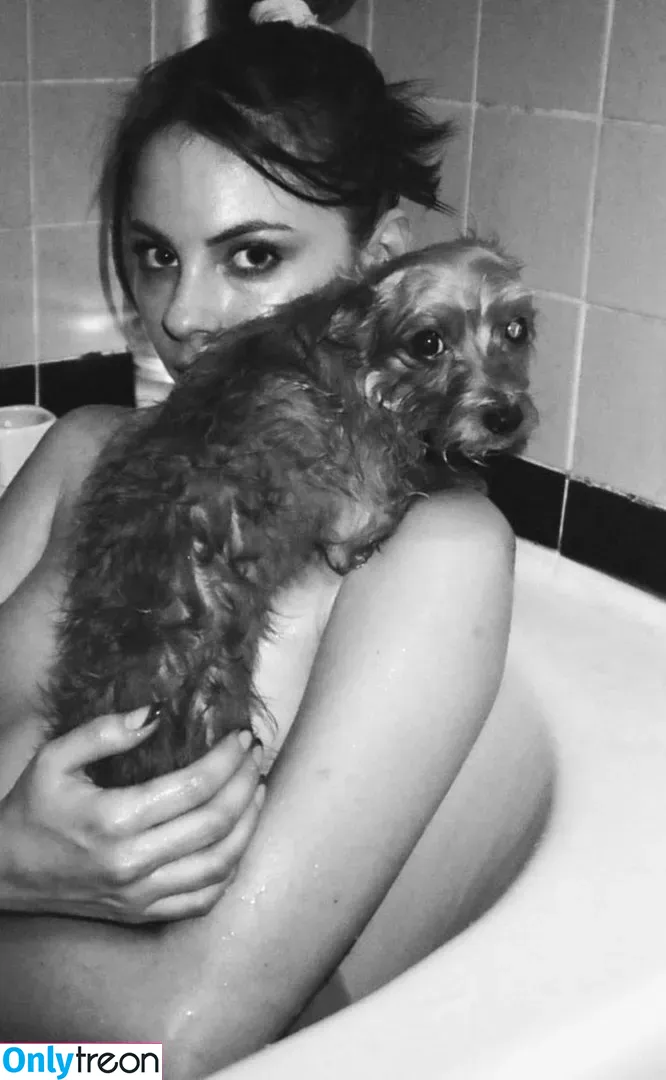 Willa Holland nude photo #0055 (willaholland)
