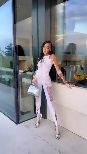 Winnie Harlow / winnieharlow фото голая #0154