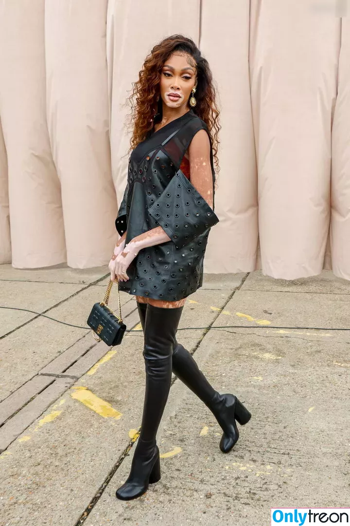 Winnie Harlow голая photo #0259 (winnieharlow)