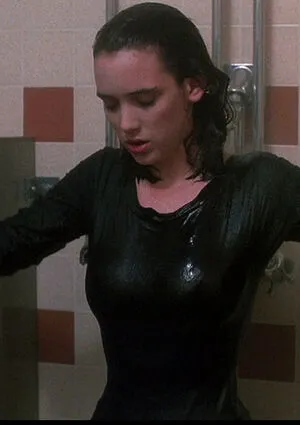Winona Ryder / winonaryderofficial фото голая #0088