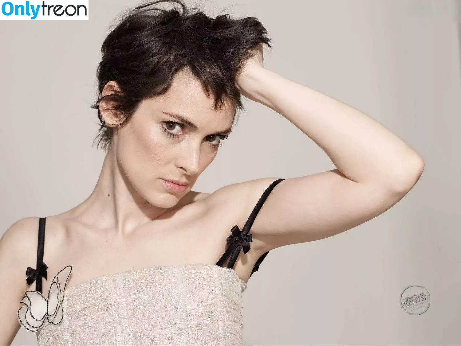 Winona Ryder голая photo #0234 (winonaryderofficial)