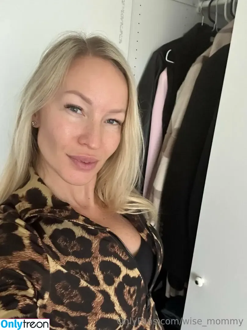wise_mommyy nude photo #0007 (wise_mommyy)