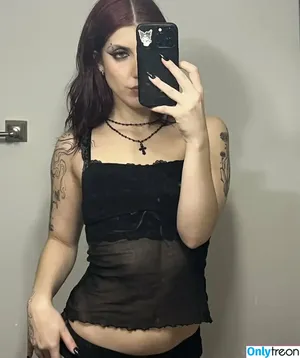 witchymommyphd / witchymummy nude photo #0003