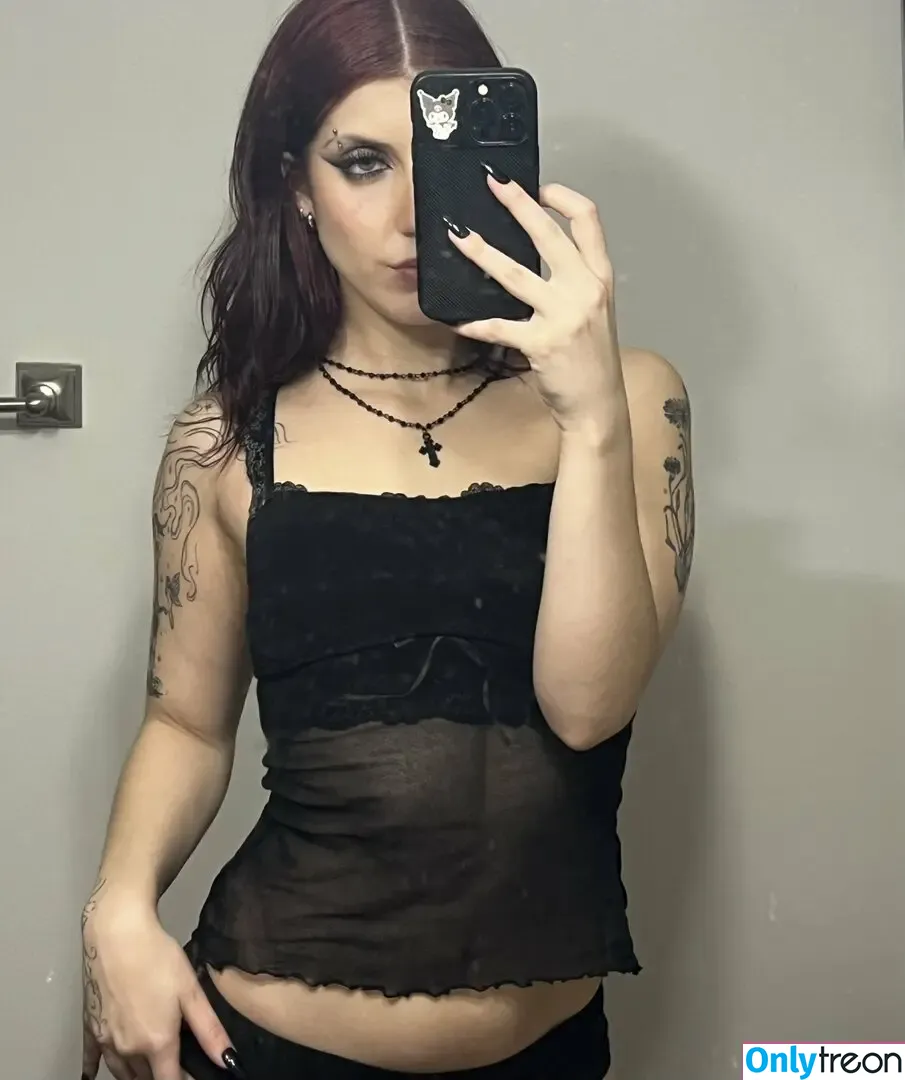 witchymommyphd nude photo #0003 (witchymummy)