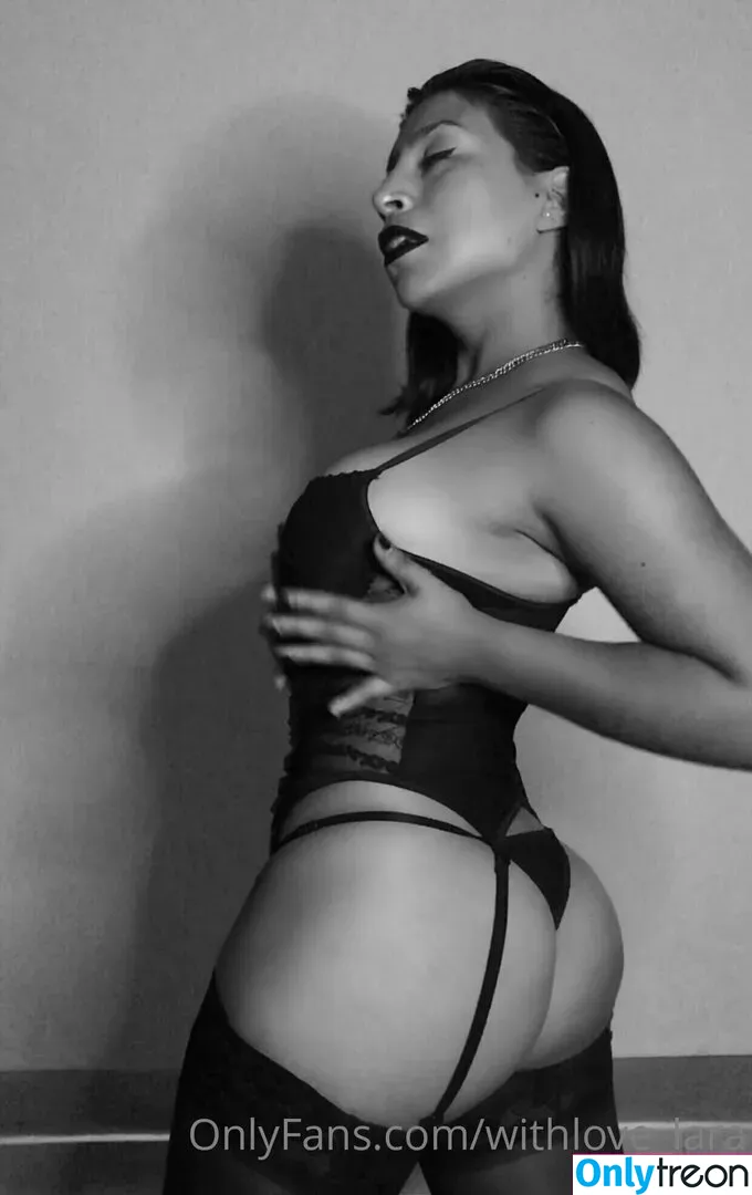 withlove_lara nude photo #0006 (withlovelaraa)