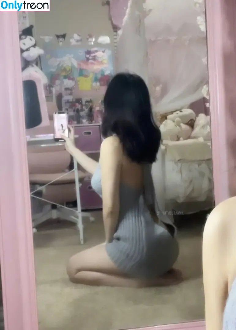 Withoutannie nude photo #0027 (_withoutannie / nuttianni)