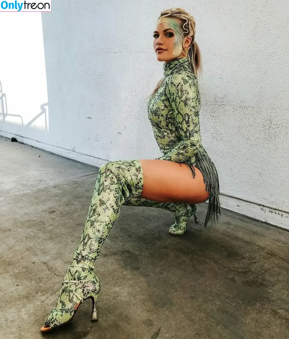 Witney Carson nude photo #0034 (witneycarson)