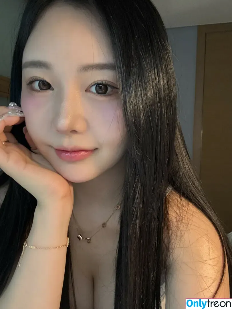 wngml774 nude photo #0056 (hkbal2 / 흑발이♥)