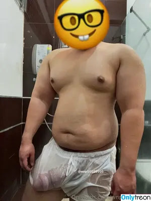 wnp55535995 / awkwardturtlesaywhat89 nude photo #0111