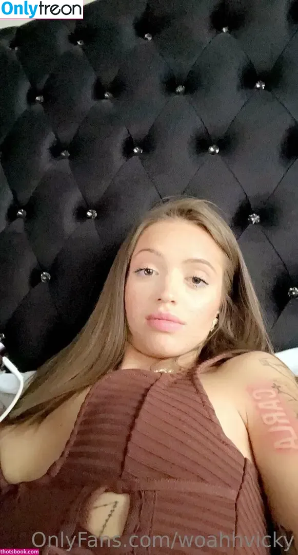 Woah Vicky nude photo #0022 (imwoahvicky / victoriaroseeee)