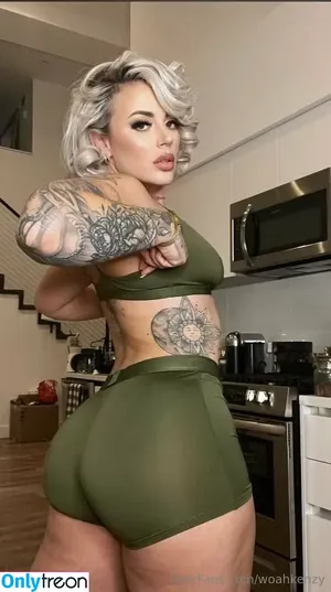 woahkenzy / woahkenzyyy nude photo #0006