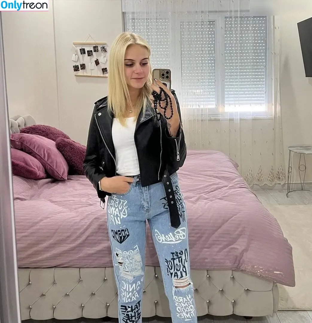 Wollnys nude photo #0006 (Wollnys)