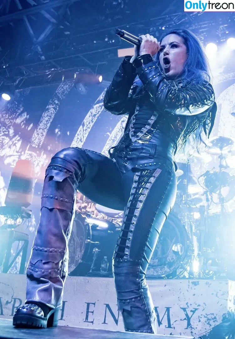 WomenMetal голая photo #0073 (WomenofMetal / thrashmetaldoll)