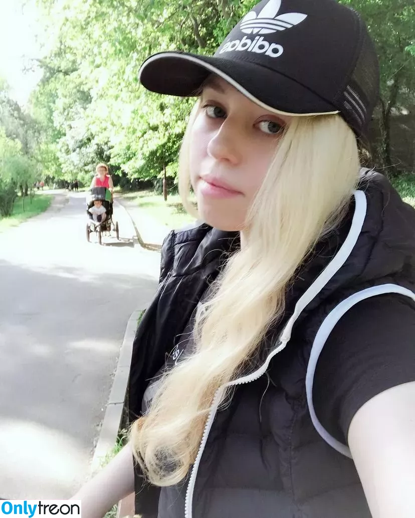 wonderfulangel голая photo #0147 (wonderfulangelx)