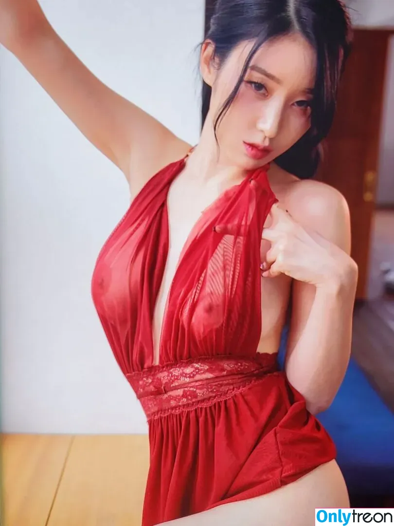 Woohyeon nude photo #0149 (KimWooHye0n / Leeheeeun / woohye0n)