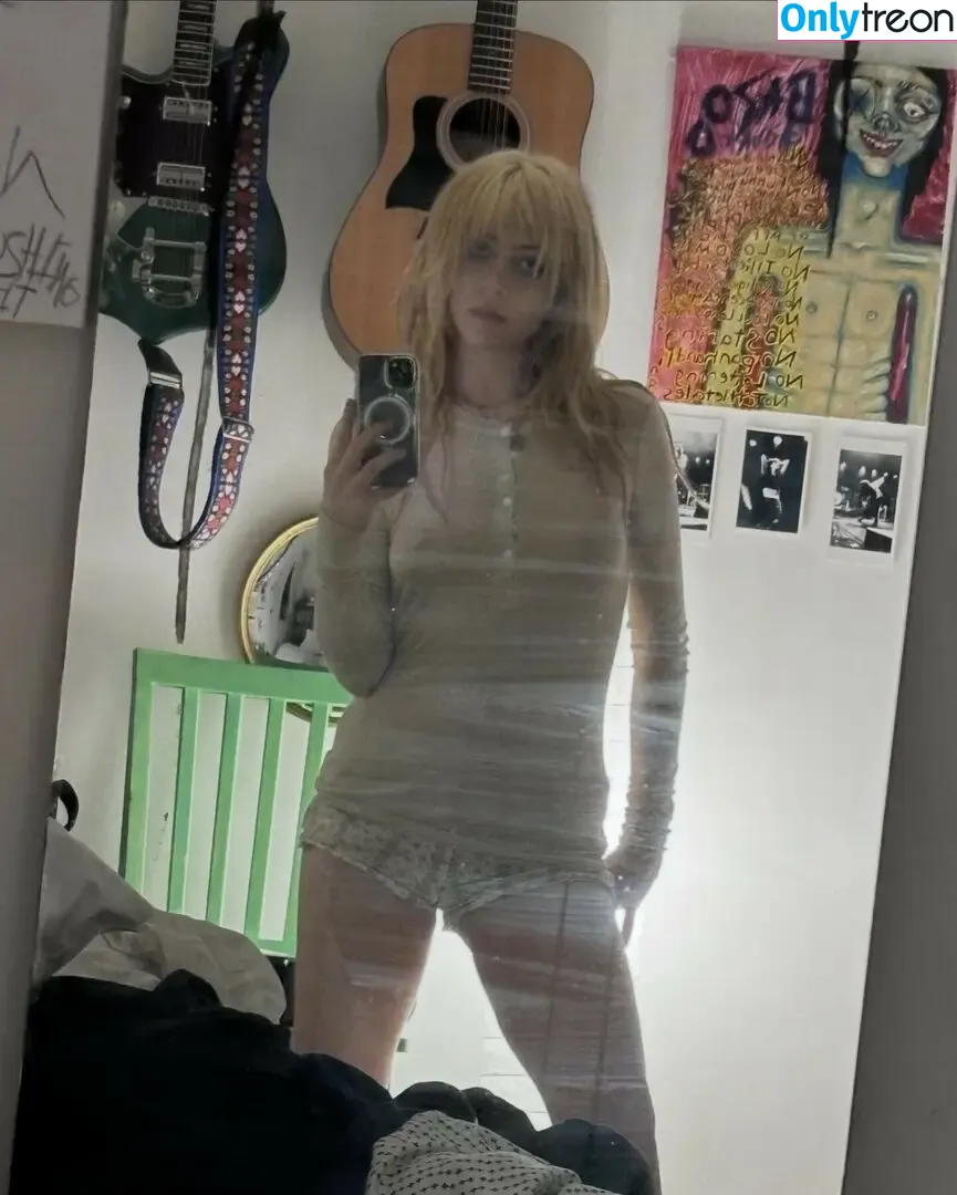 wormsheriff nude photo #0012 (Olivia O)