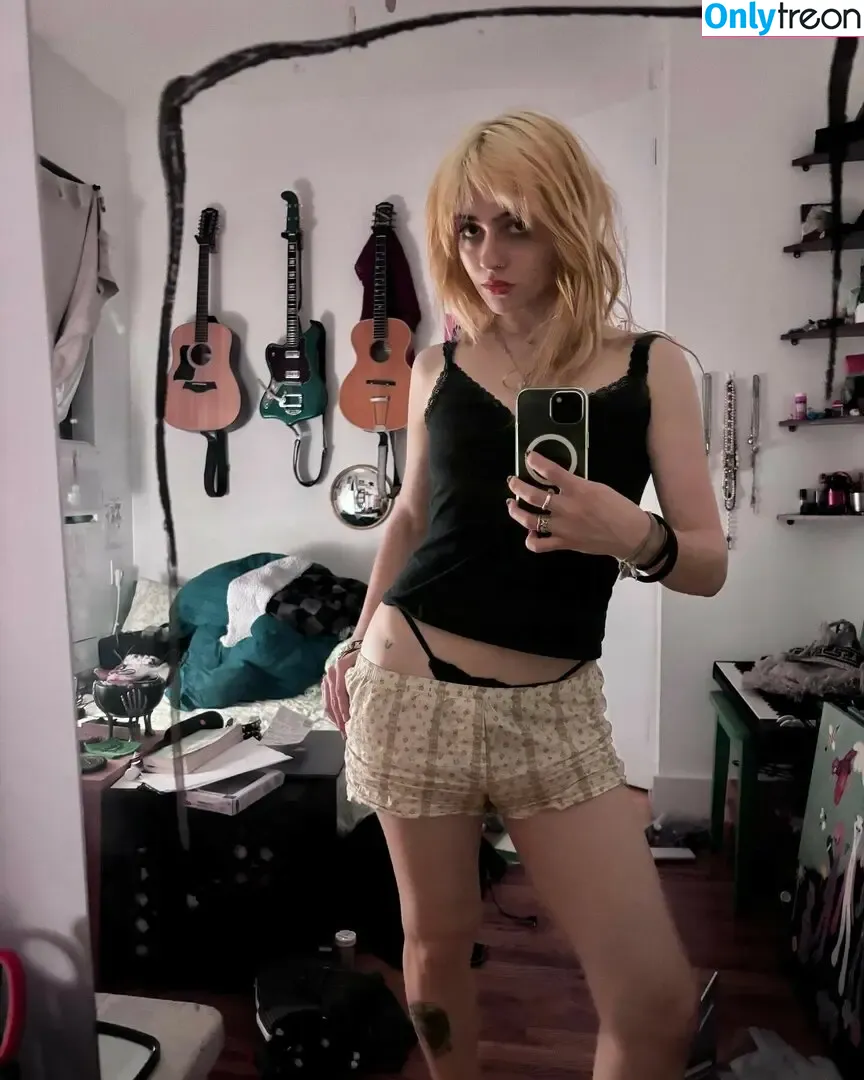 wormsheriff nude photo #0015 (Olivia O)