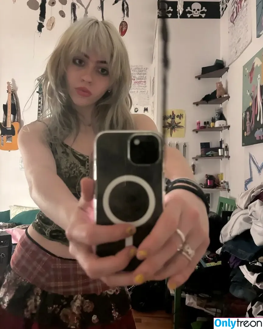 wormsheriff nude photo #0028 (Olivia O)