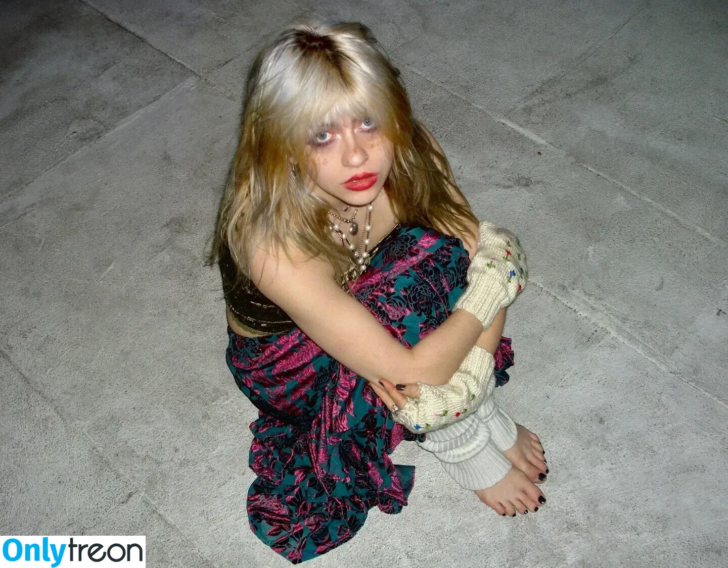wormsheriff nude photo #0048 (Olivia O)