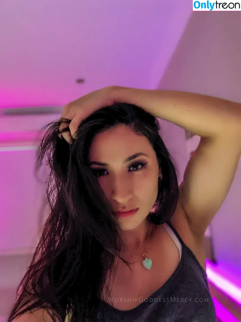 worshipgoddessmercy nude photo #0033 (goddess_mercy_xox)
